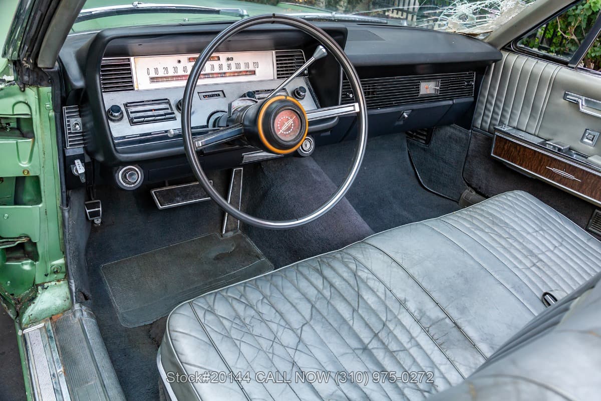 1967 Lincoln Continental Convertible thumbnail 16