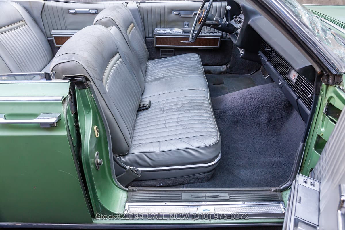 1967 Lincoln Continental Convertible thumbnail 20