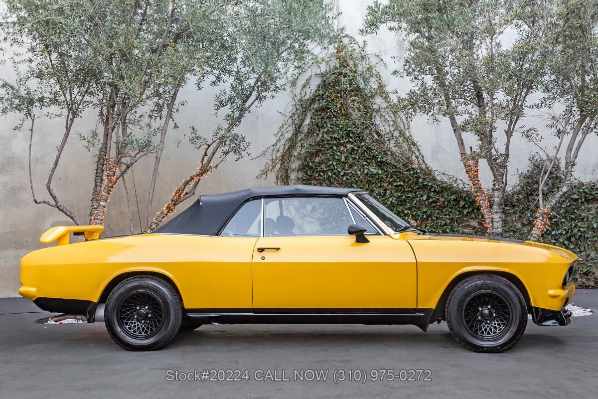 1965 Chevrolet Corvair Monza Convertible thumbnail 7