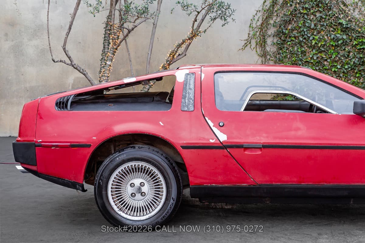 1981 DeLorean DMC-12 thumbnail 10