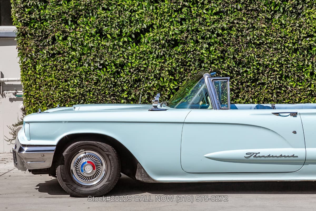 1960 Ford Thunderbird Convertible thumbnail 10