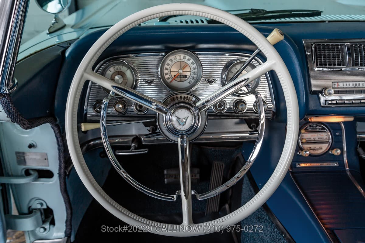 1960 Ford Thunderbird Convertible thumbnail 14