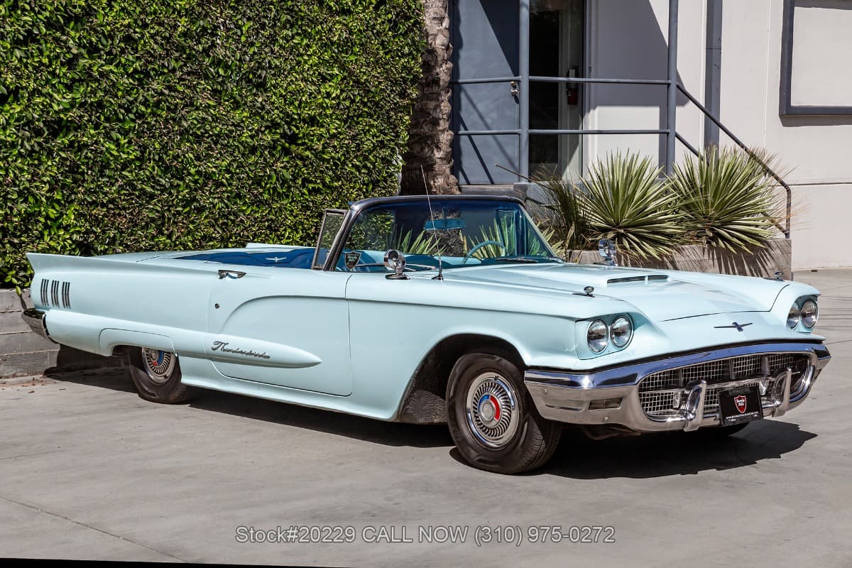 1960 Ford Thunderbird Convertible thumbnail 3