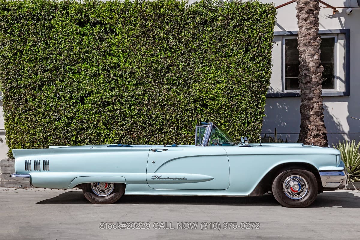1960 Ford Thunderbird Convertible thumbnail 4