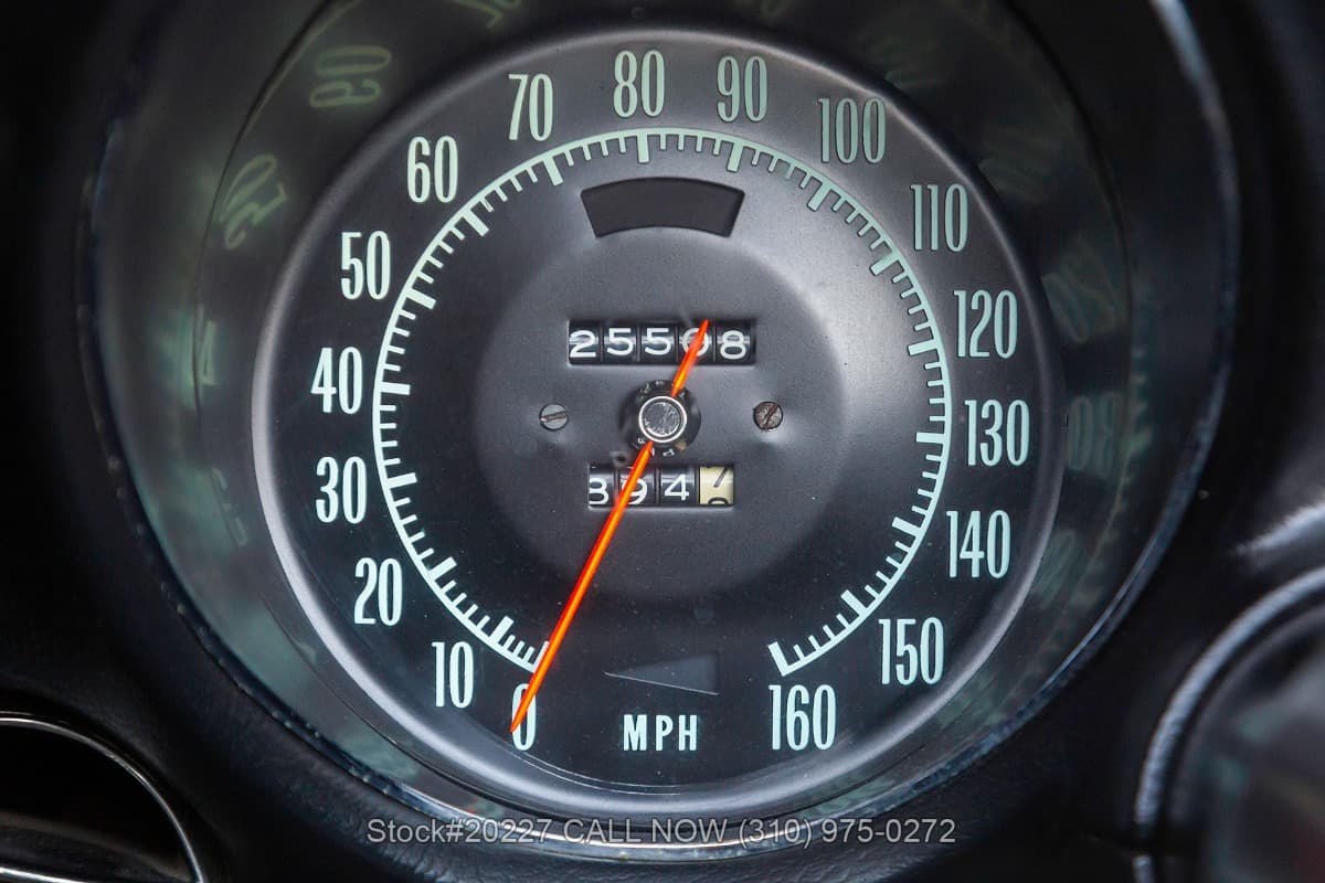 1971 Chevrolet Corvette Stingray Convertible thumbnail 19