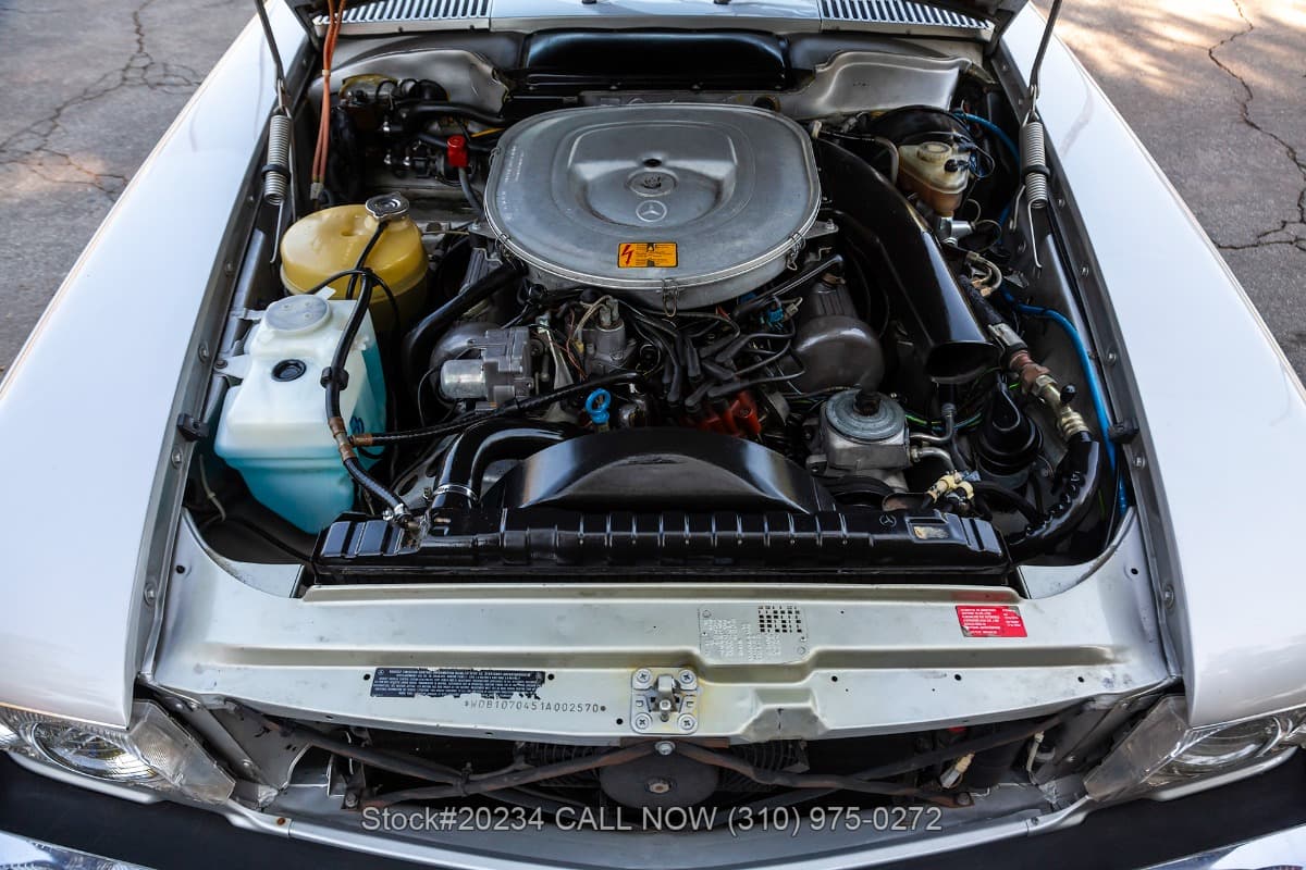 1984 Mercedes 380SL thumbnail 25