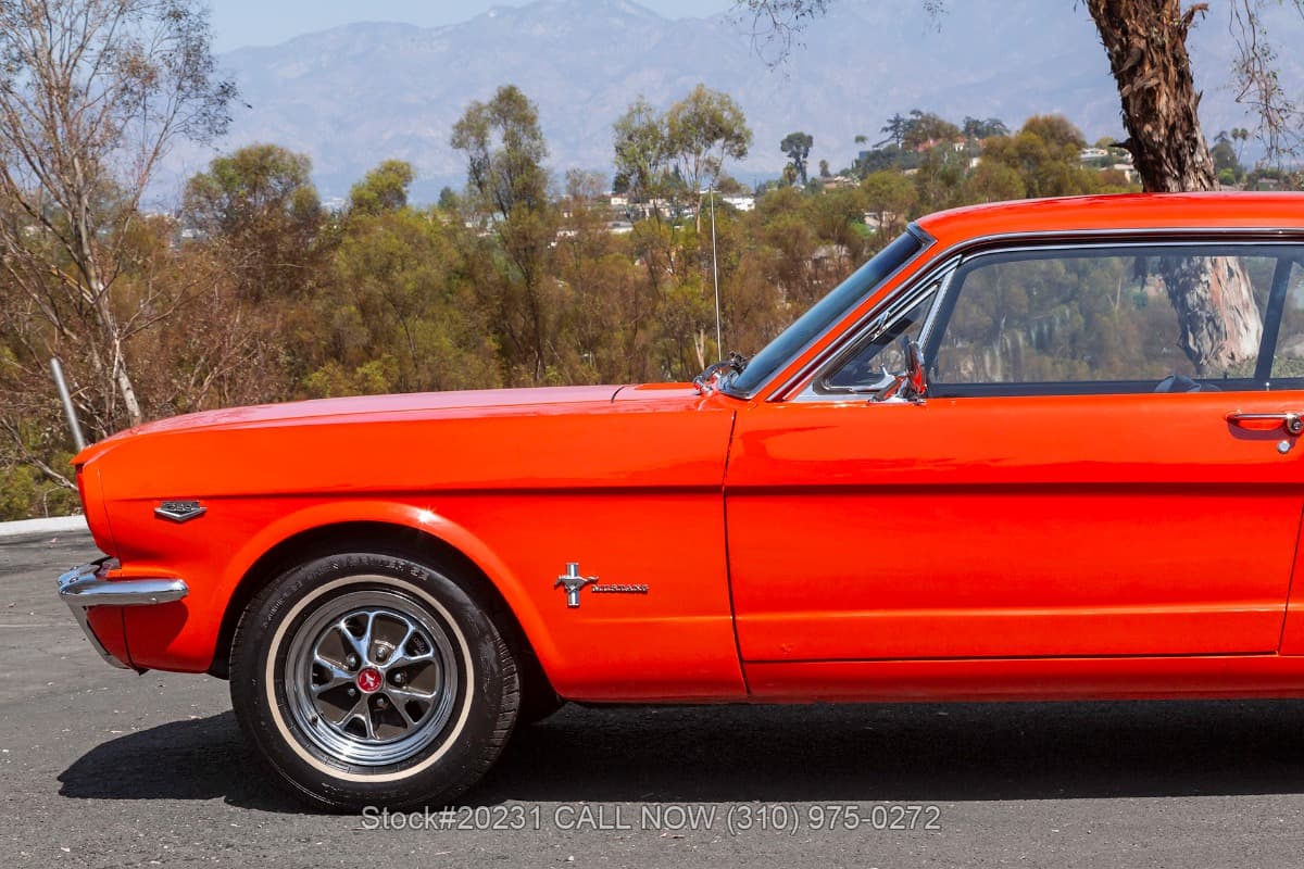1965 Ford Mustang Coupe K-Code High Performance 289 4-Speed thumbnail 10