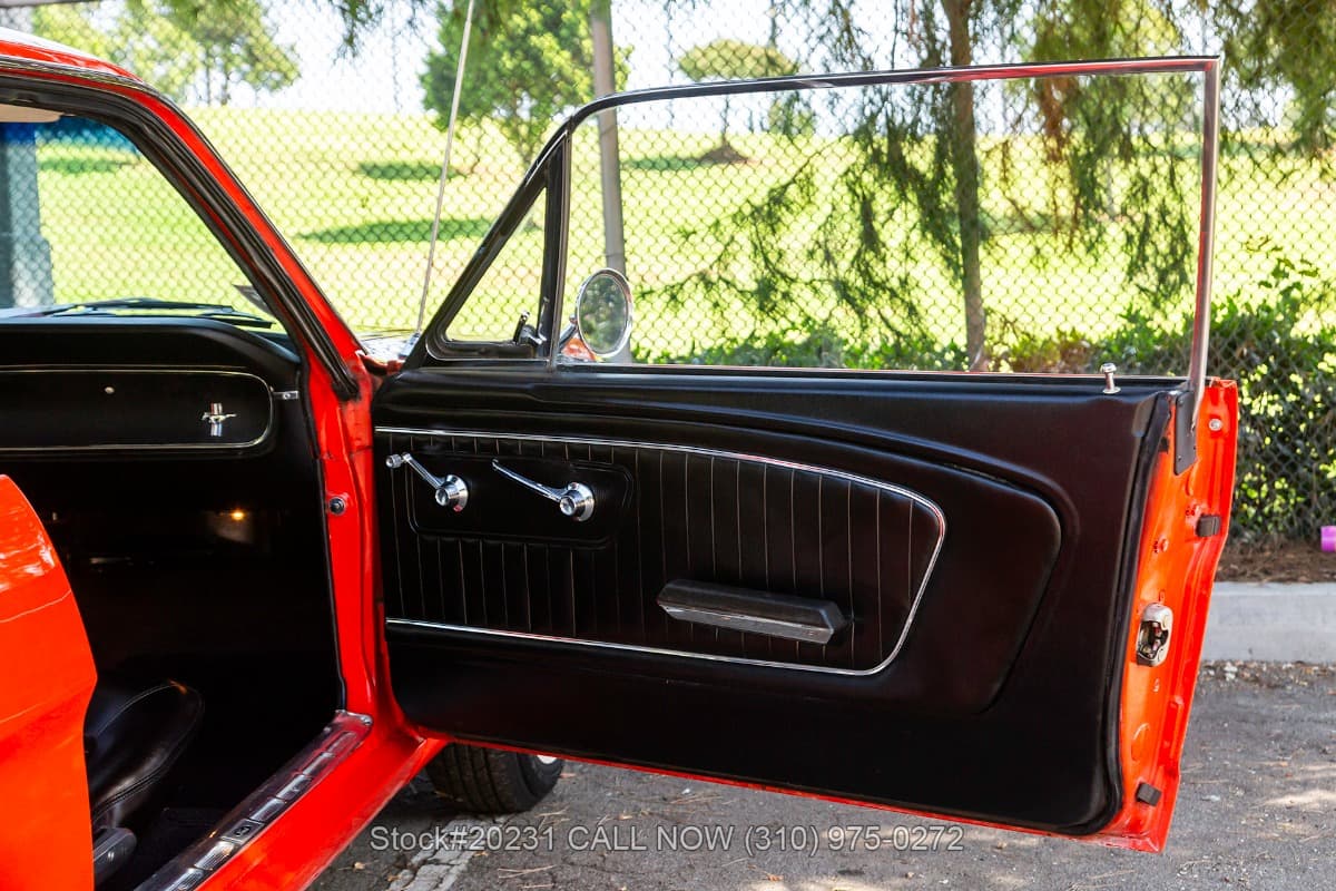 1965 Ford Mustang Coupe K-Code High Performance 289 4-Speed thumbnail 18