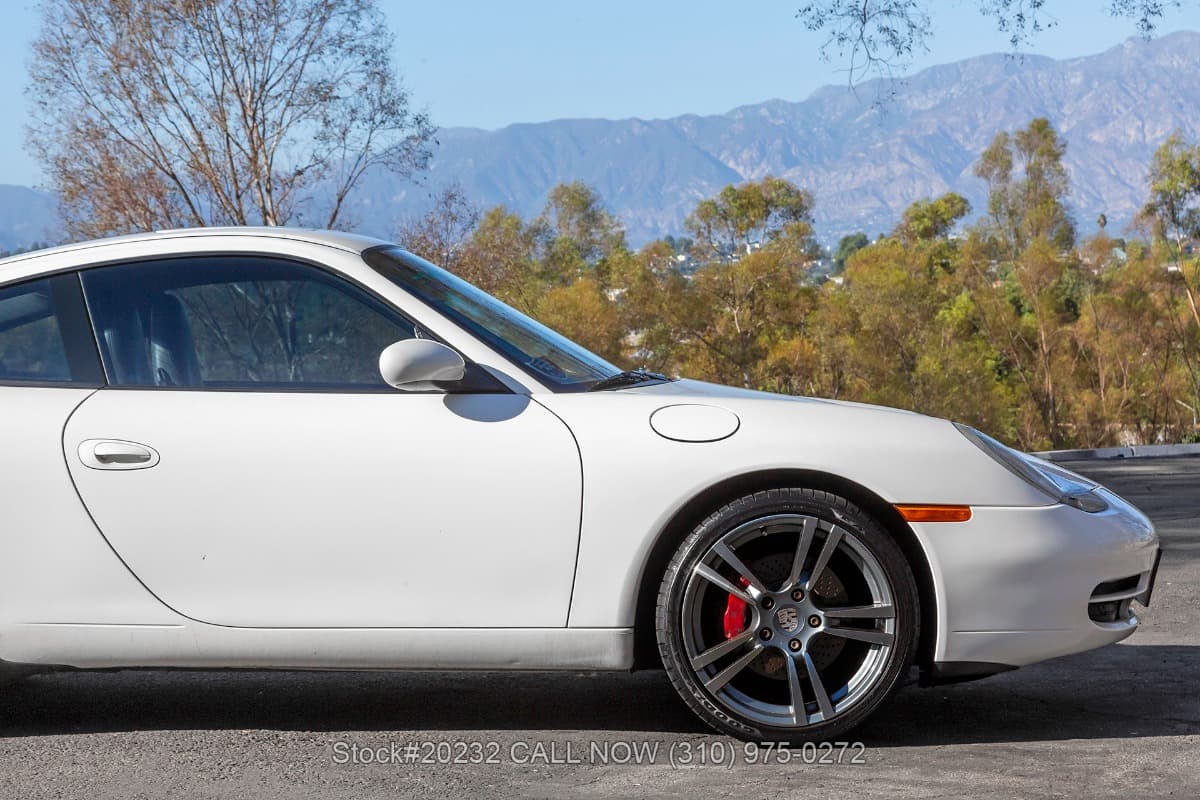 2001 Porsche 996 Carrera Coupe 6-Speed thumbnail 8