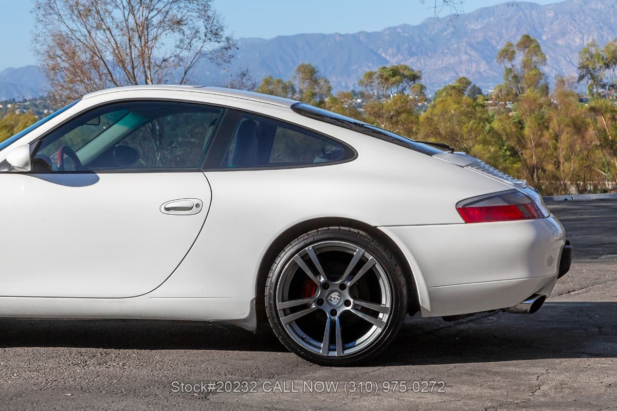 2001 Porsche 996 Carrera Coupe 6-Speed thumbnail 10