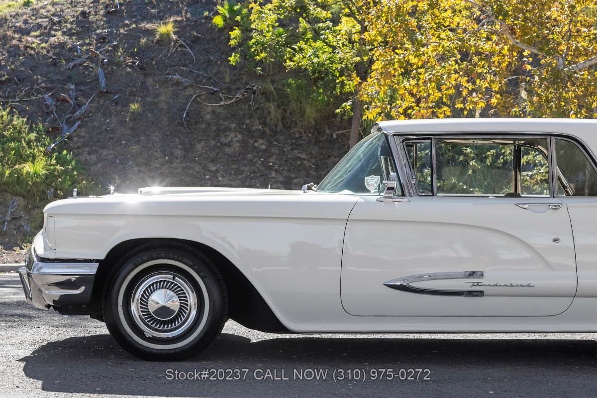 1959 Ford Thunderbird Hardtop Coupe thumbnail 12