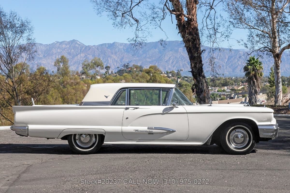 1959 Ford Thunderbird Hardtop Coupe thumbnail 4