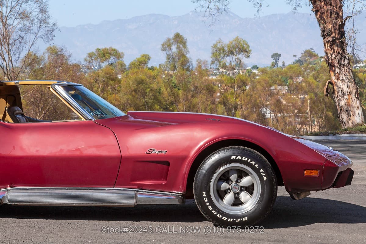 1975 Chevrolet Corvette T-Top 4-Speed thumbnail 12