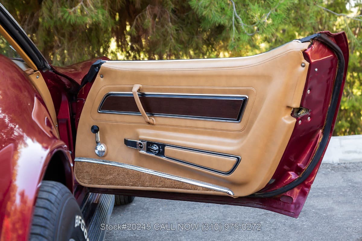 1975 Chevrolet Corvette T-Top 4-Speed thumbnail 21