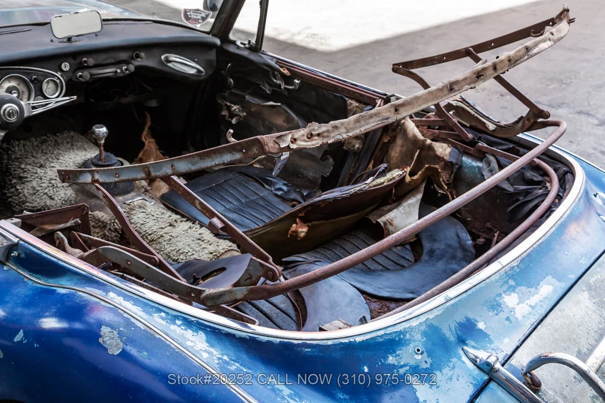 1963 Austin-Healey 3000 Mk II BJ7 Convertible thumbnail 10