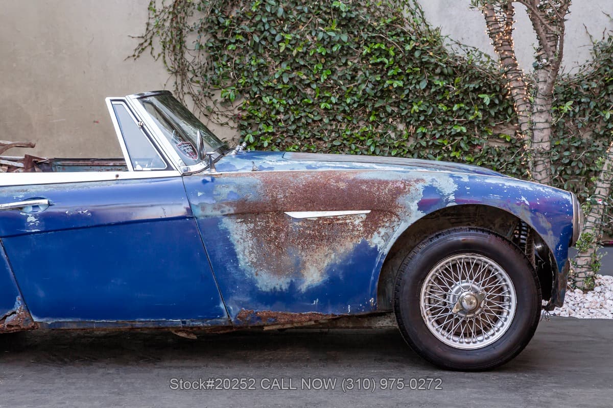 1963 Austin-Healey 3000 Mk II BJ7 Convertible thumbnail 12