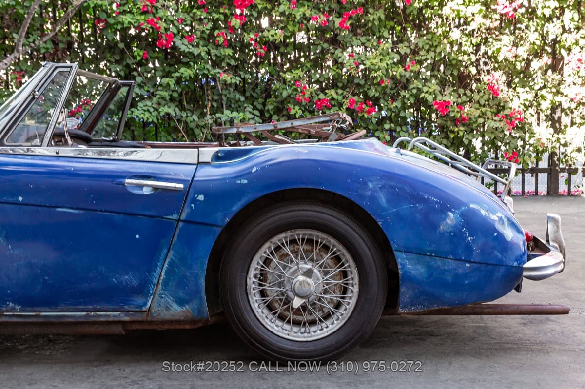 1963 Austin-Healey 3000 Mk II BJ7 Convertible thumbnail 15