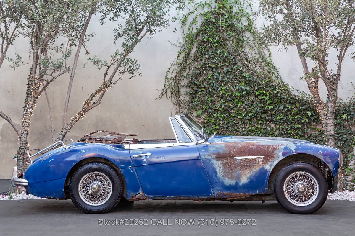 1963 Austin-Healey 3000 Mk II BJ7 Convertible thumbnail 4
