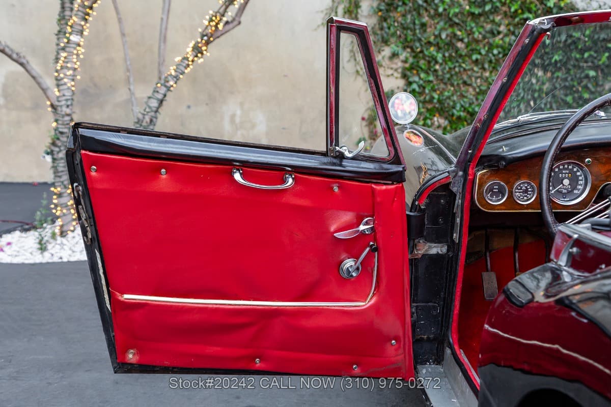 1964 Austin-Healey 3000 BJ8 Mk III Convertible Sports Car thumbnail 18