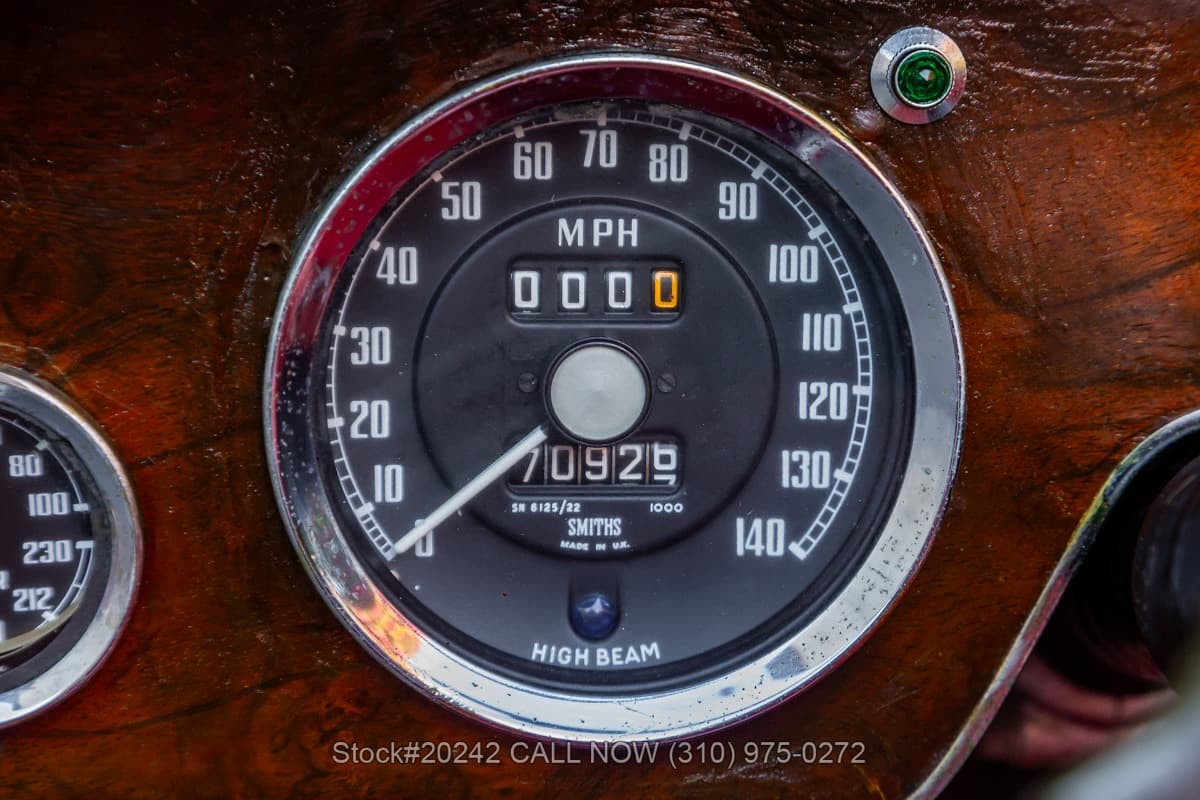 1964 Austin-Healey 3000 BJ8 Mk III Convertible Sports Car thumbnail 23