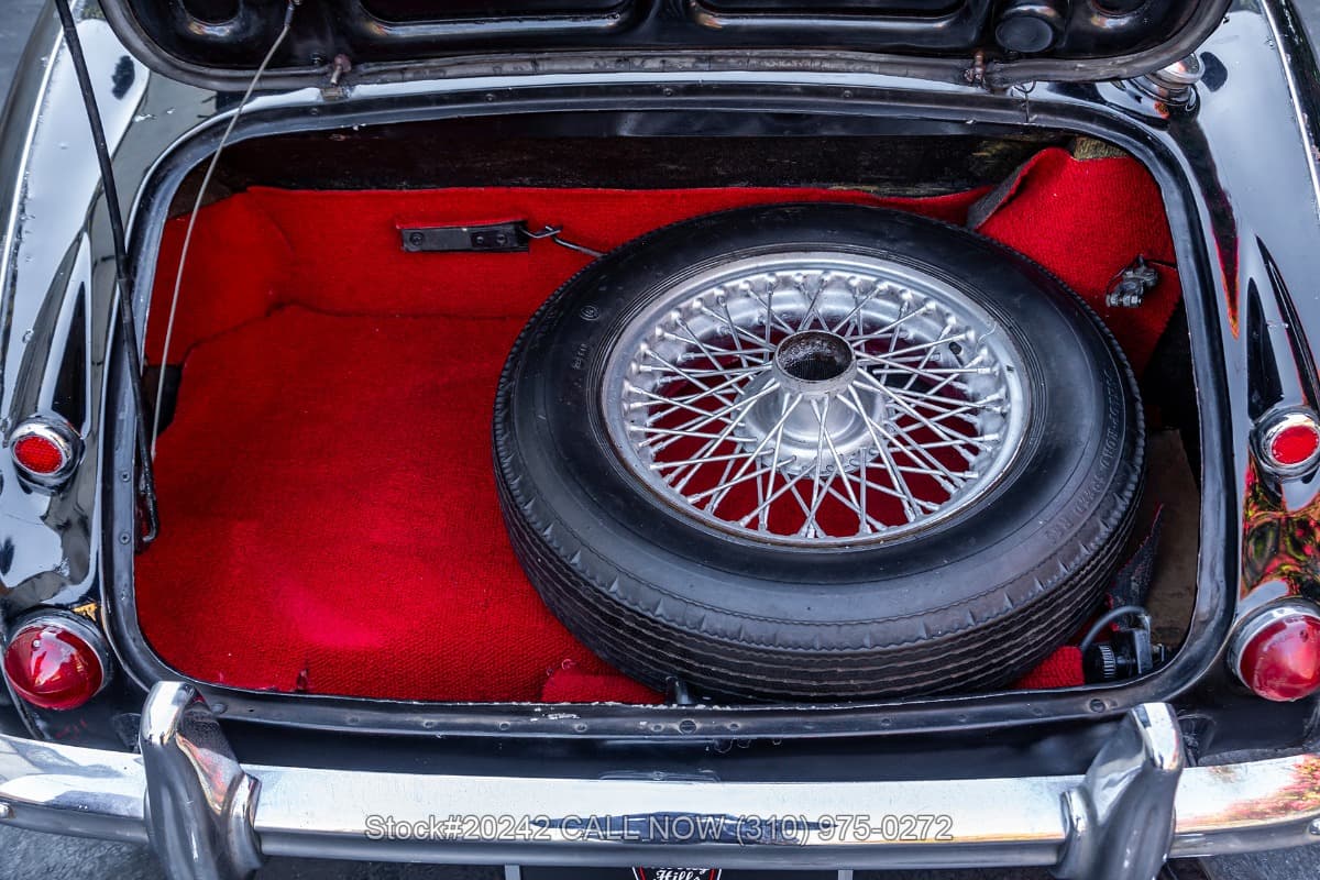 1964 Austin-Healey 3000 BJ8 Mk III Convertible Sports Car thumbnail 26