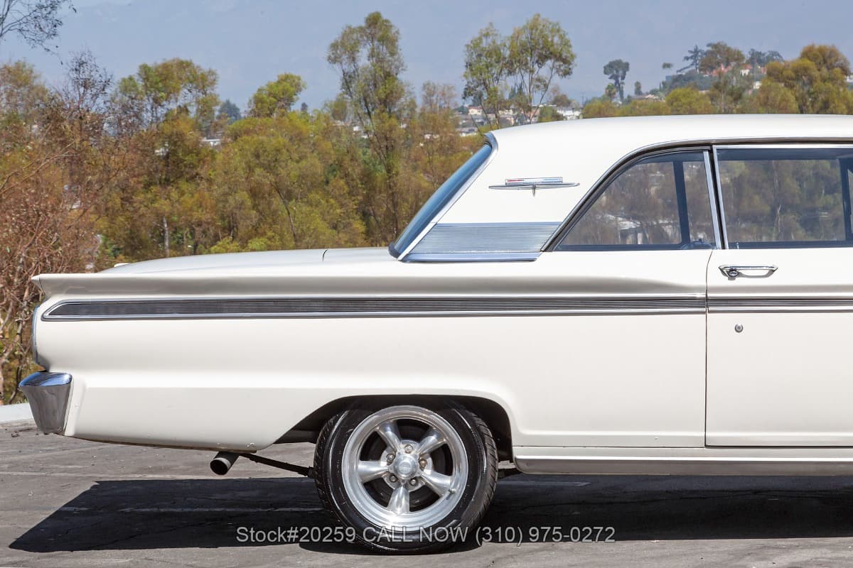 1963 Ford Fairlane 500 Sports Coupe thumbnail 9