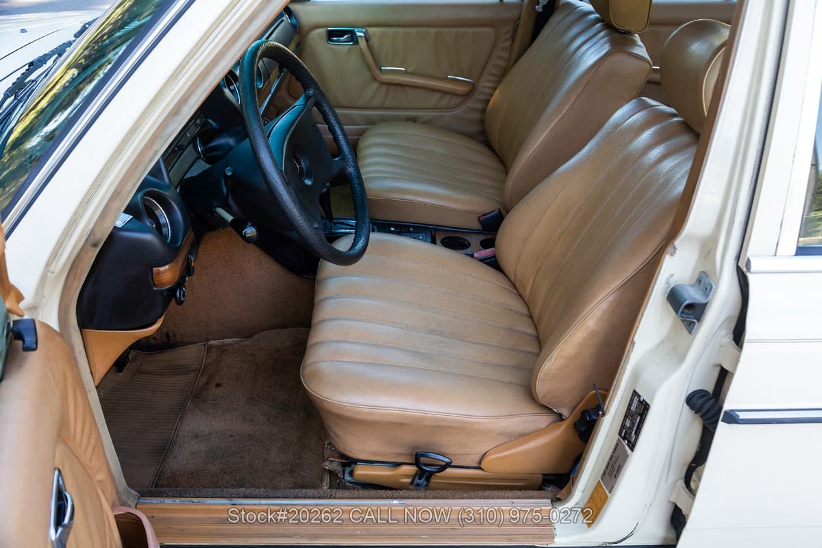 1982 Mercedes 300TD Turbodiesel Station Wagon thumbnail 13
