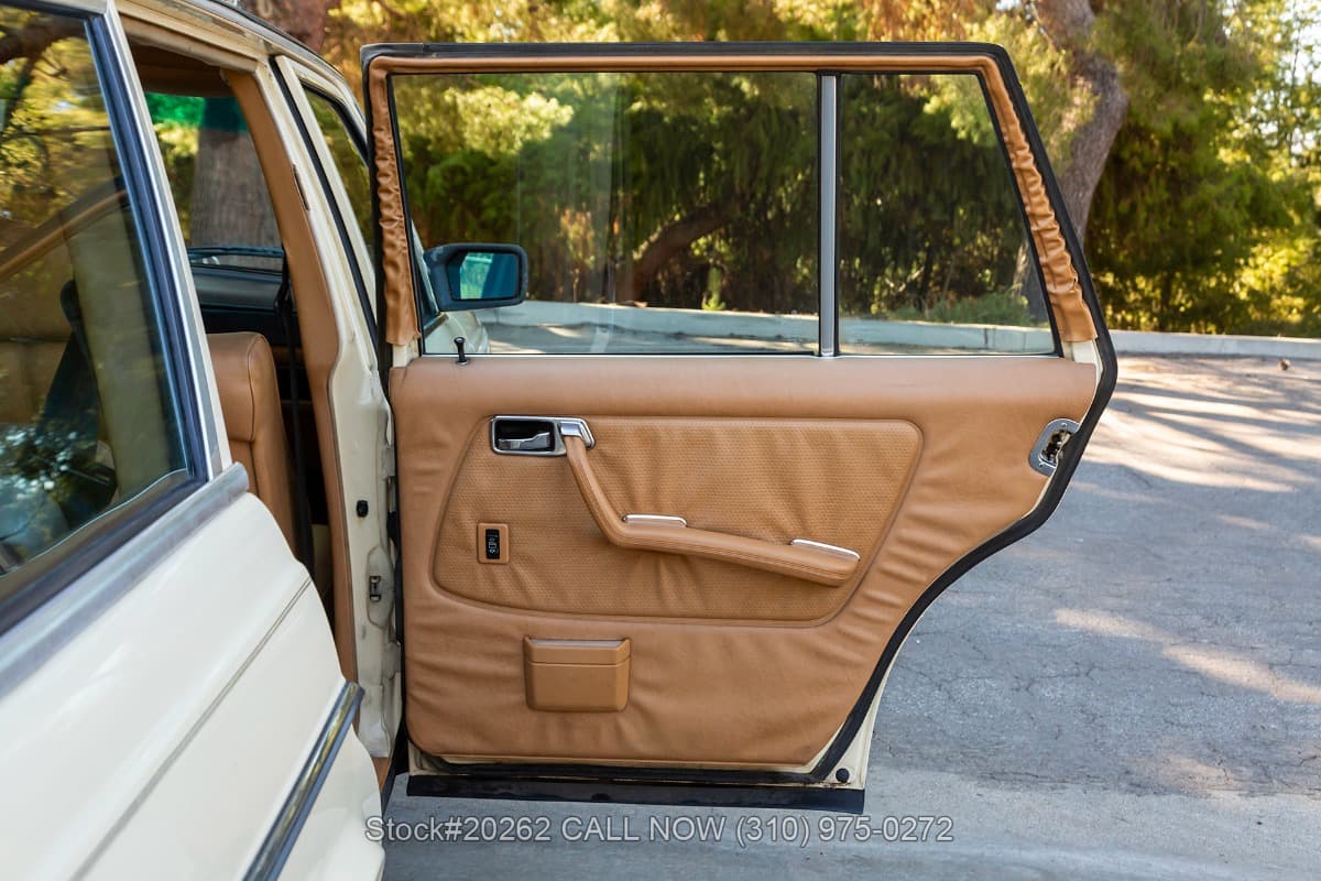 1982 Mercedes 300TD Turbodiesel Station Wagon thumbnail 18