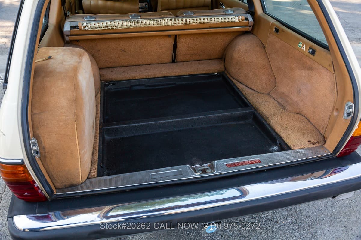 1982 Mercedes 300TD Turbodiesel Station Wagon thumbnail 23