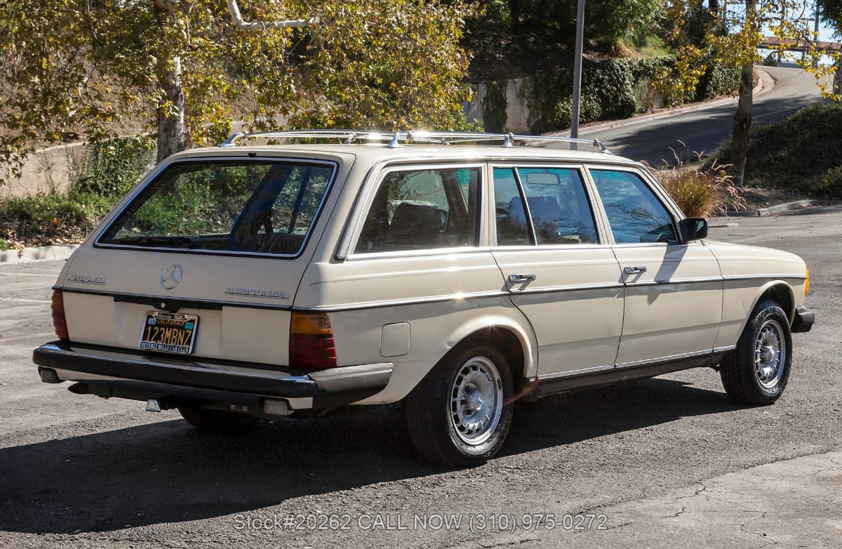 1982 Mercedes 300TD Turbodiesel Station Wagon thumbnail 5