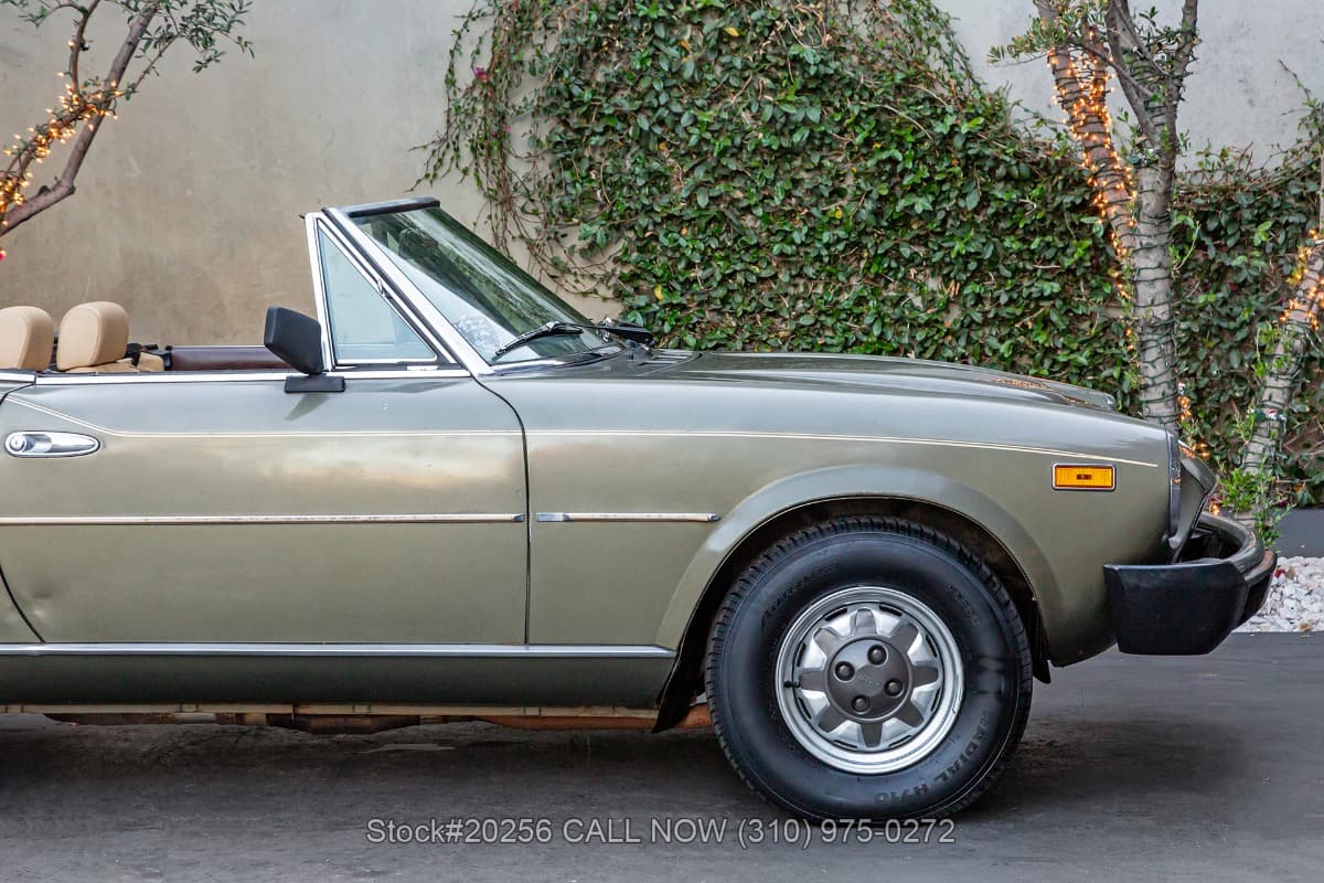 1980 Fiat 124 Spider 2000 thumbnail 12