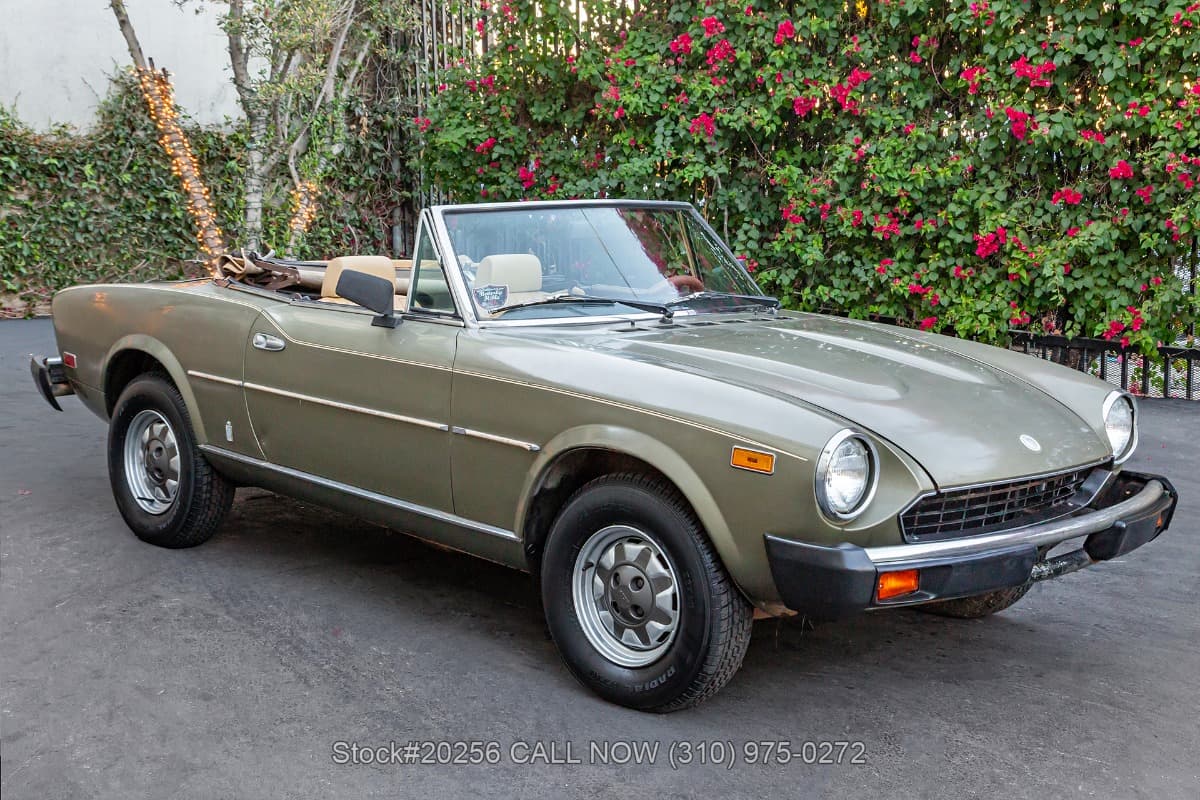 1980 Fiat 124 Spider 2000 thumbnail 3