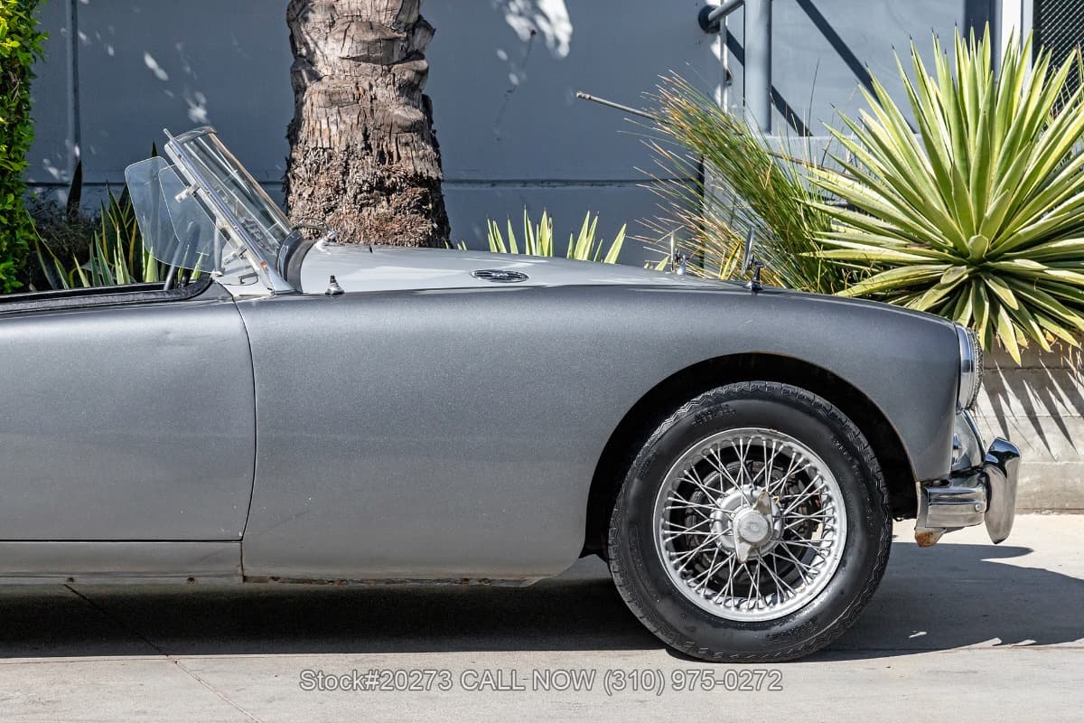1957 MG MGA Roadster thumbnail 12