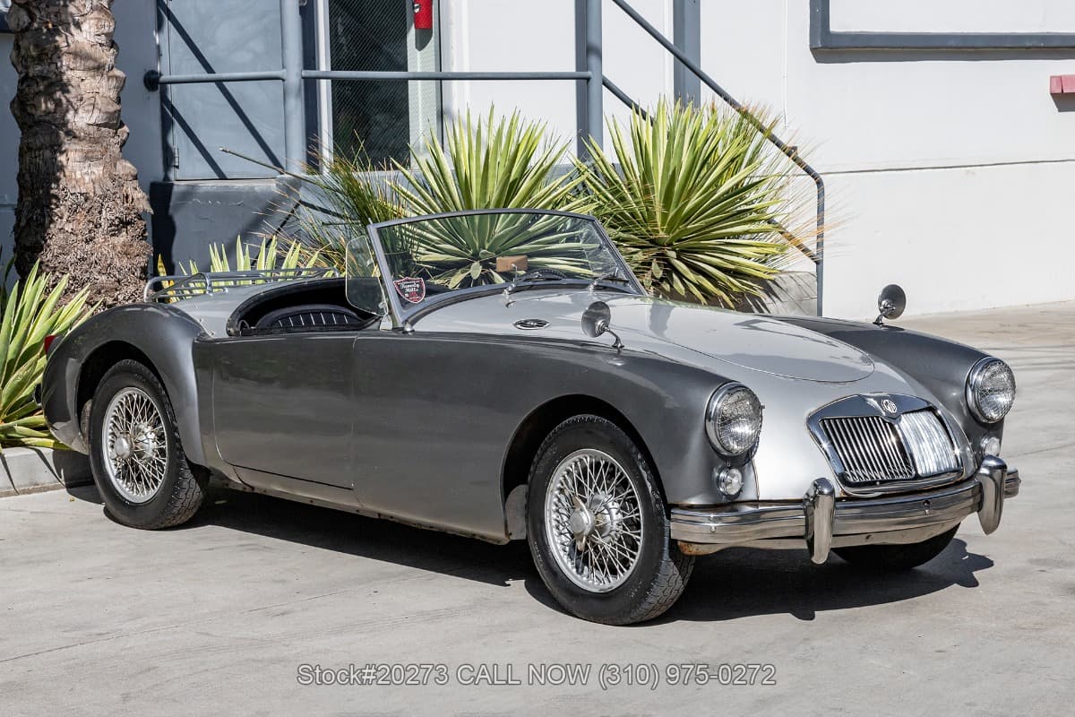 1957 MG MGA Roadster thumbnail 3