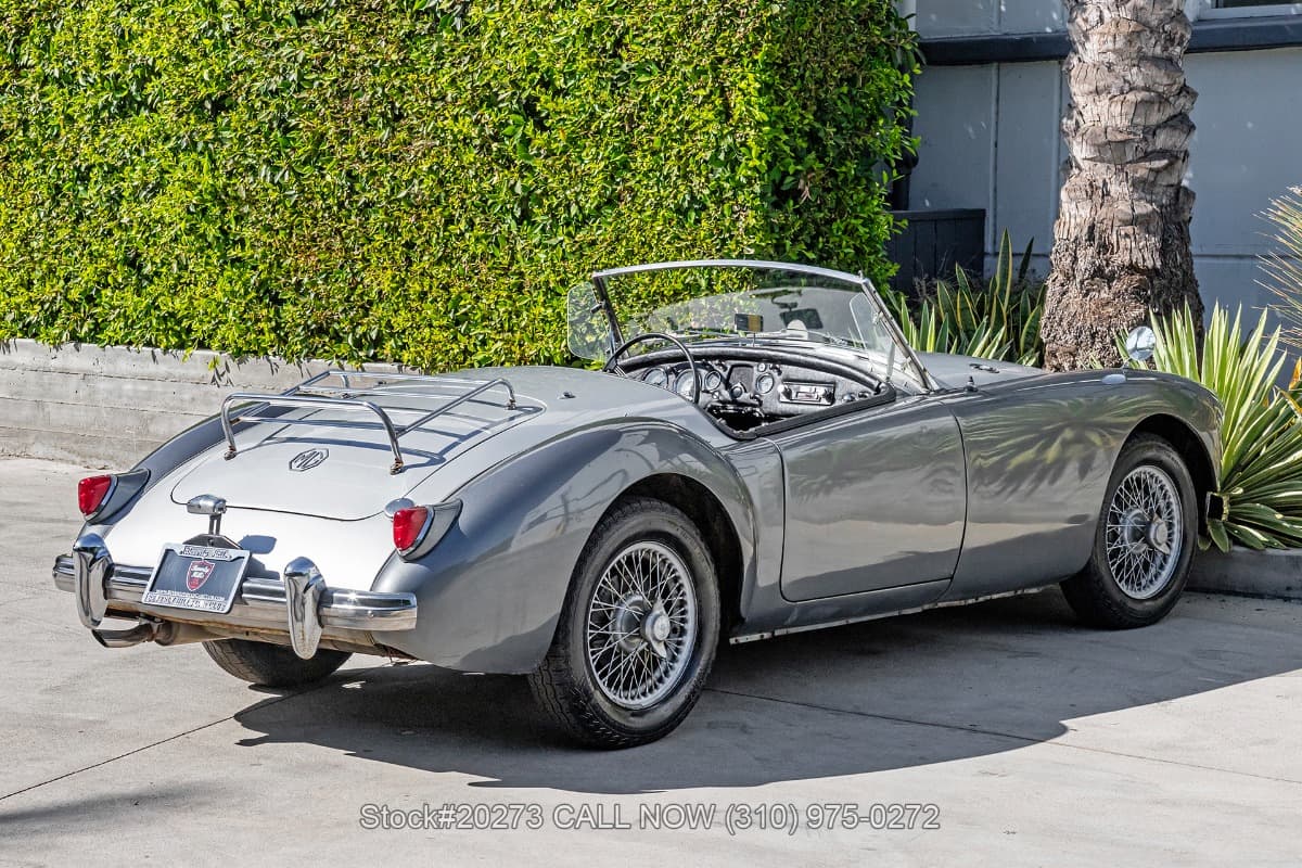 1957 MG MGA Roadster thumbnail 4