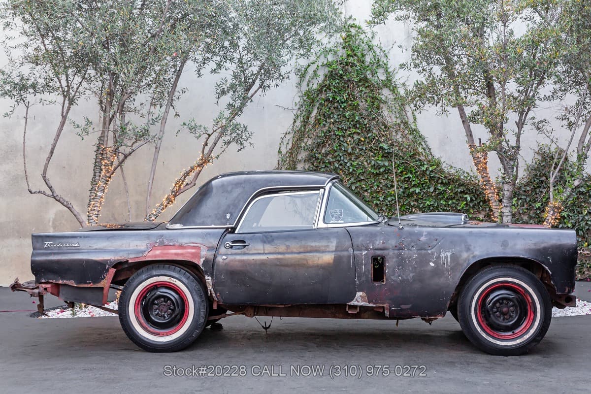 1956 Ford Thunderbird Convertible thumbnail 8