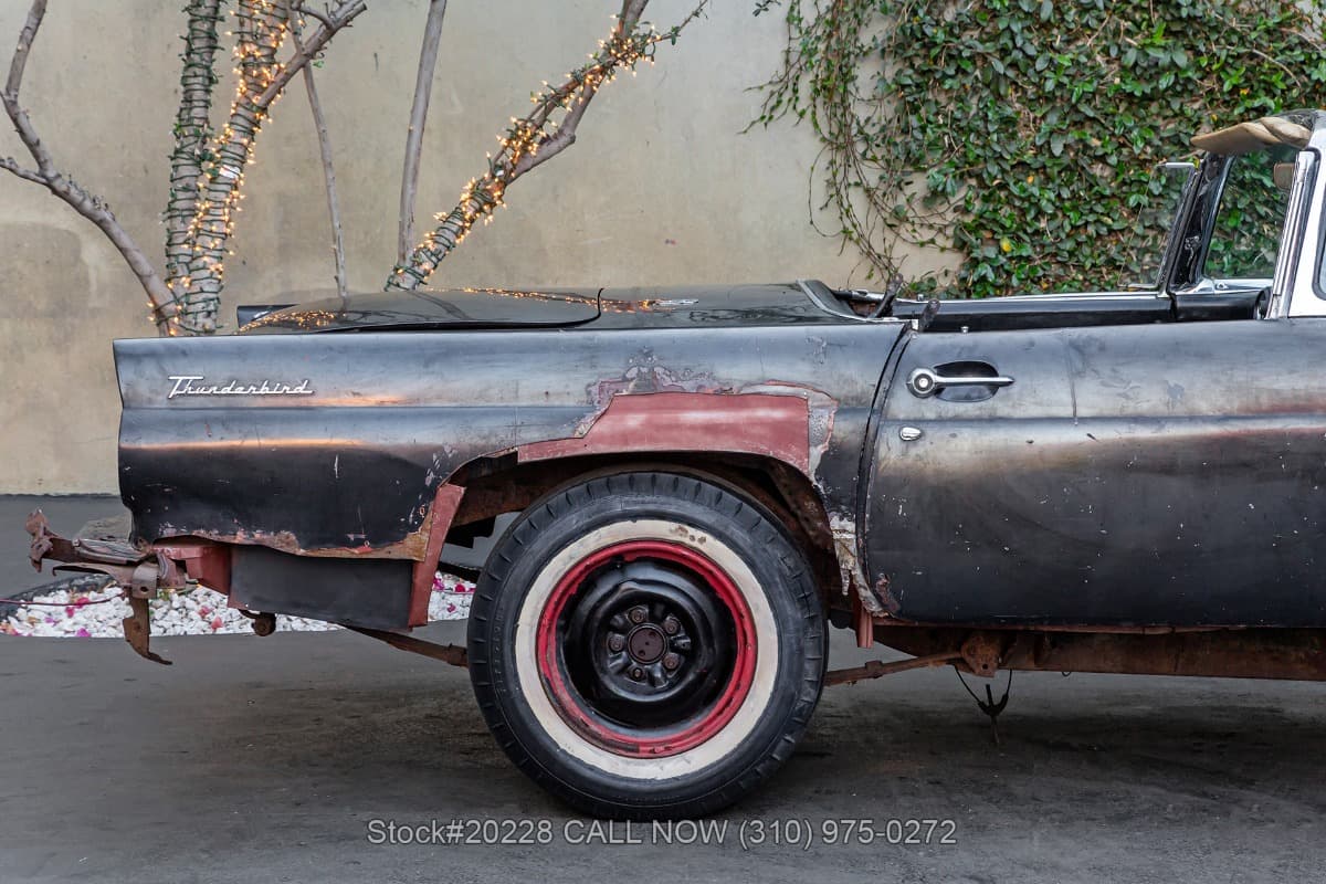 1956 Ford Thunderbird Convertible thumbnail 14