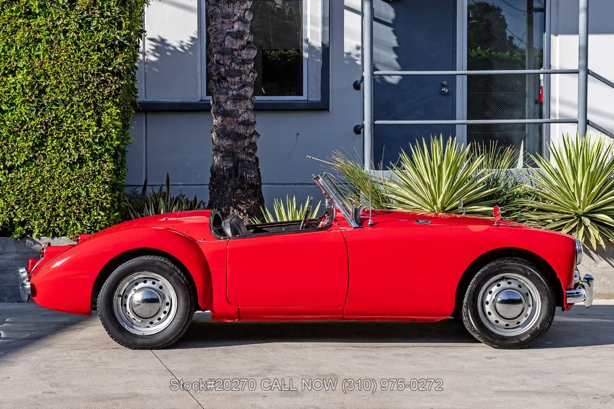 1960 MG MGA 1600 Mk I Roadster thumbnail 4