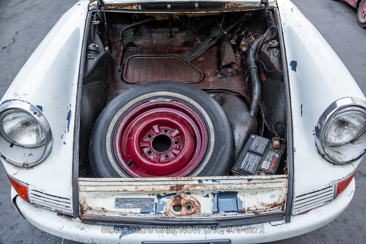 1967 Porsche 911 Coupe Short-Wheelbase (SWB) thumbnail 23