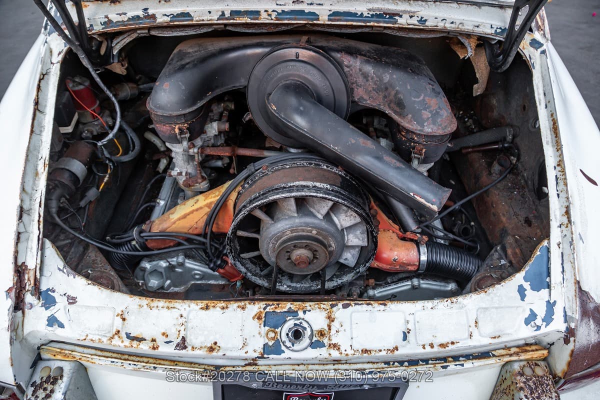 1967 Porsche 911 Coupe Short-Wheelbase (SWB) thumbnail 28