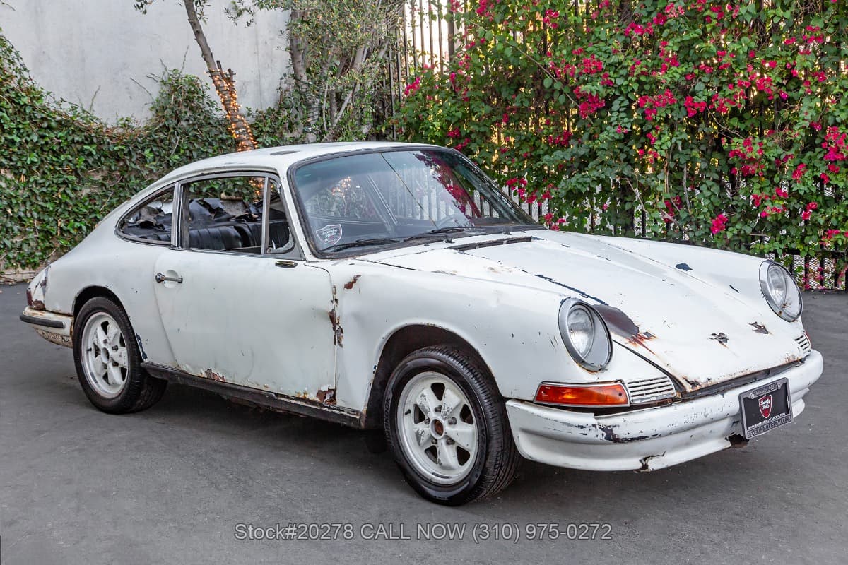 1967 Porsche 911 Coupe Short-Wheelbase (SWB) thumbnail 3