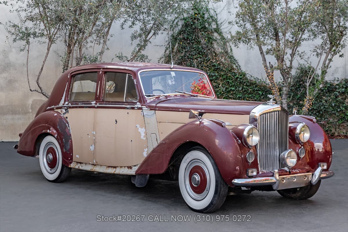 1954 Bentley R-Type Saloon — photo 1