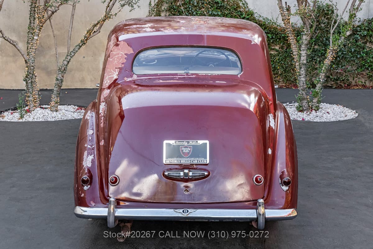 1954 Bentley R-Type Saloon thumbnail 4