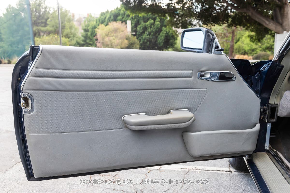 1987 Mercedes 560SL with 2 tops thumbnail 15