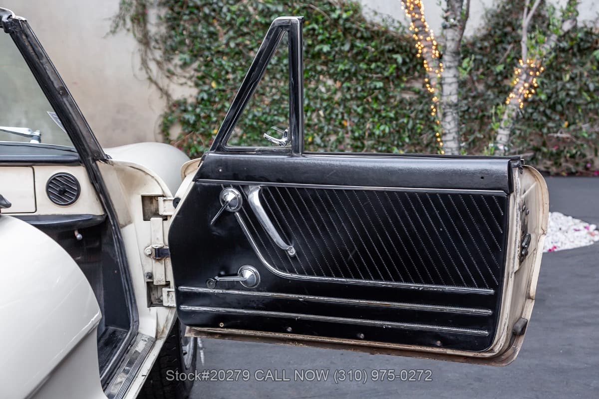 1967 Alfa Romeo Giulia Spider 1600 Duetto thumbnail 17