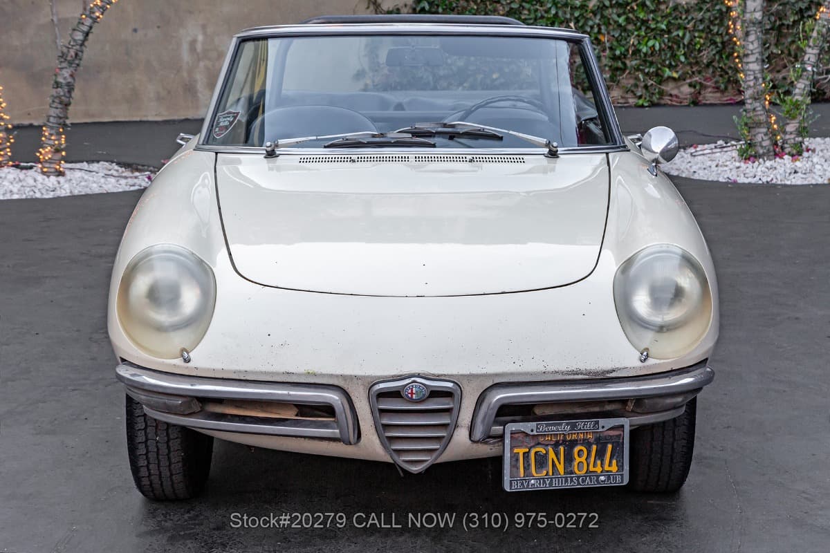 1967 Alfa Romeo Giulia Spider 1600 Duetto — photo 2