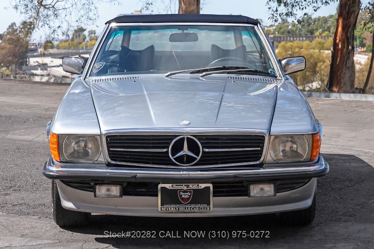 1977 Mercedes 280SL Euro-Spec Roadster with two tops thumbnail 7