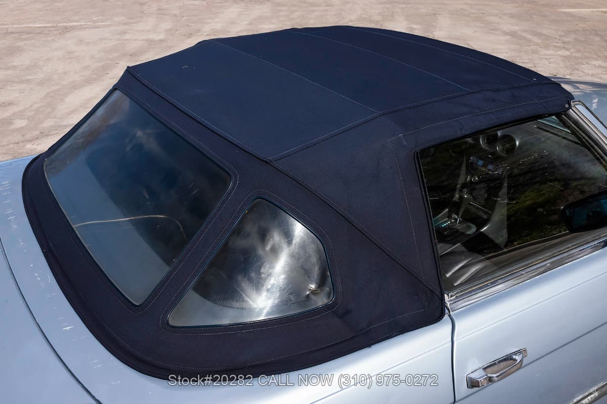 1977 Mercedes 280SL Euro-Spec Roadster with two tops thumbnail 9