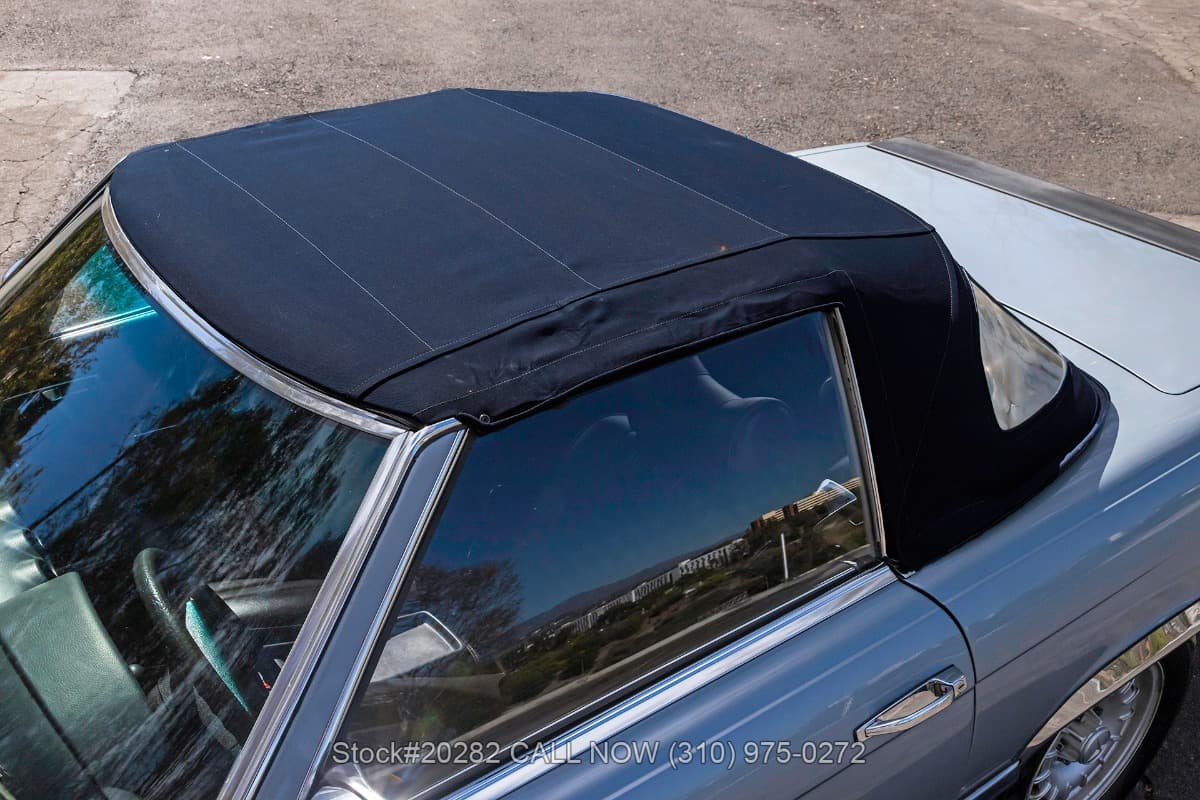1977 Mercedes 280SL Euro-Spec Roadster with two tops thumbnail 10