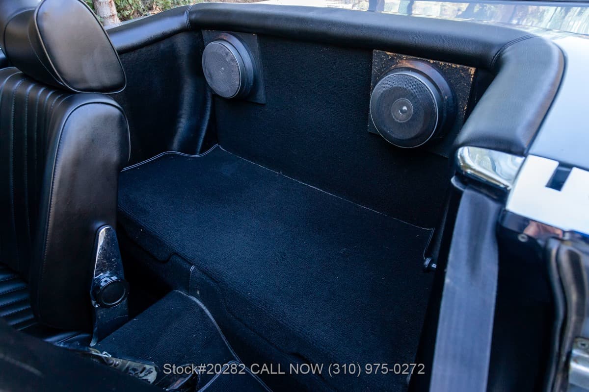 1977 Mercedes 280SL Euro-Spec Roadster with two tops thumbnail 18
